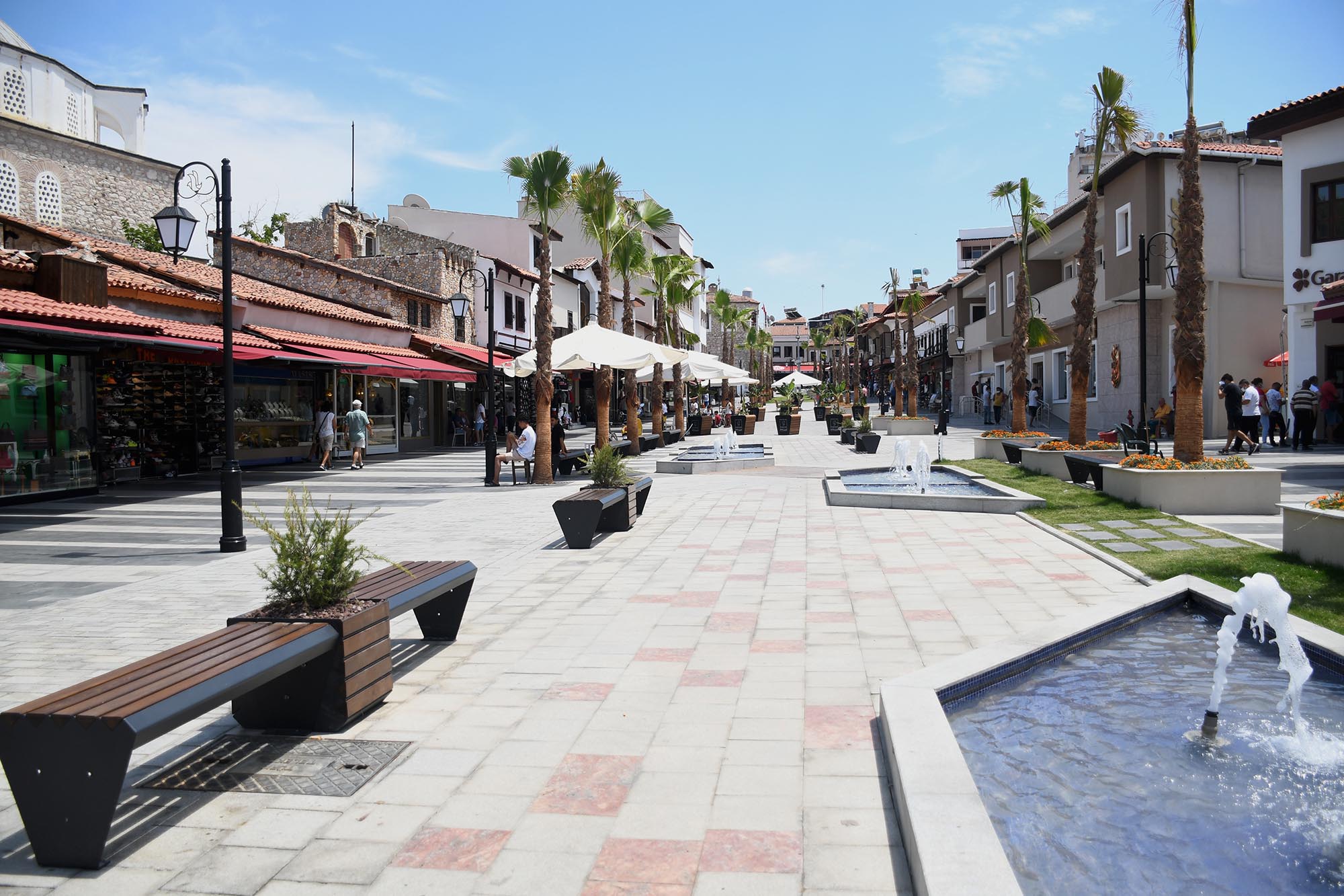 Kuşadası “diken” üzerinde!