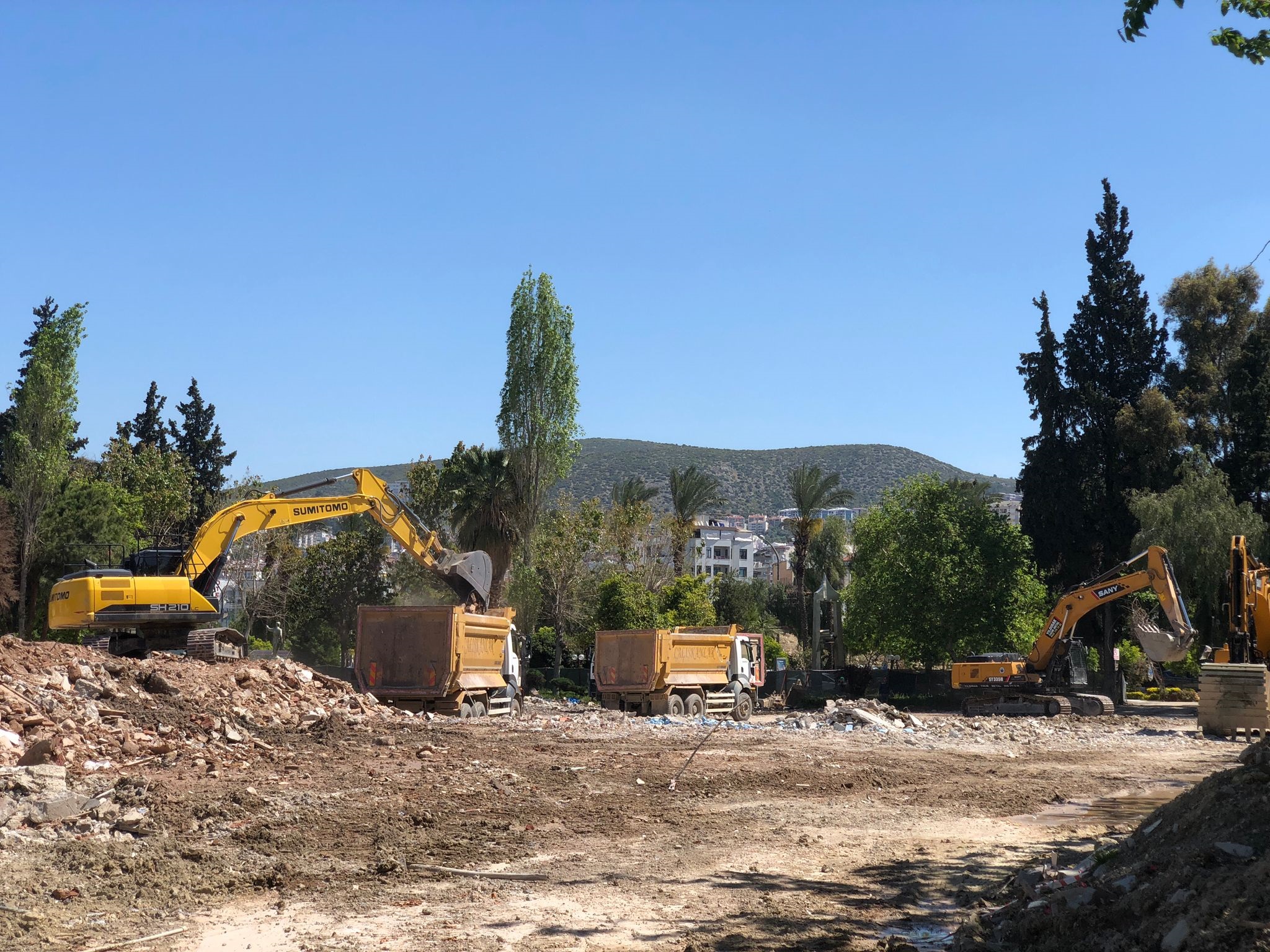 Kuşadası’na büyük ihanet!