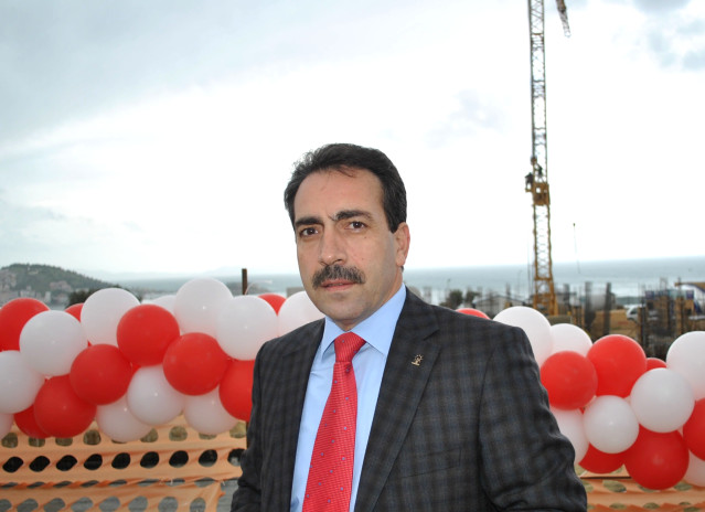 Kuşadası AK Parti’nin acı günü; Eski ilçe başkanı Kara vefat etti