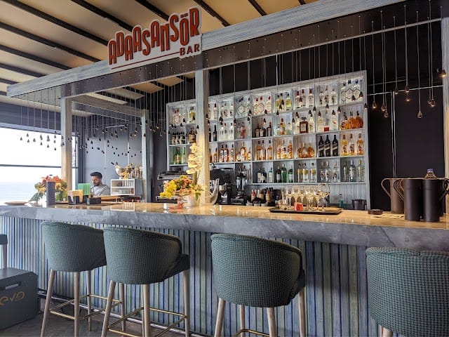 Büyükşehir’den Ada’da kıyak operasyon!