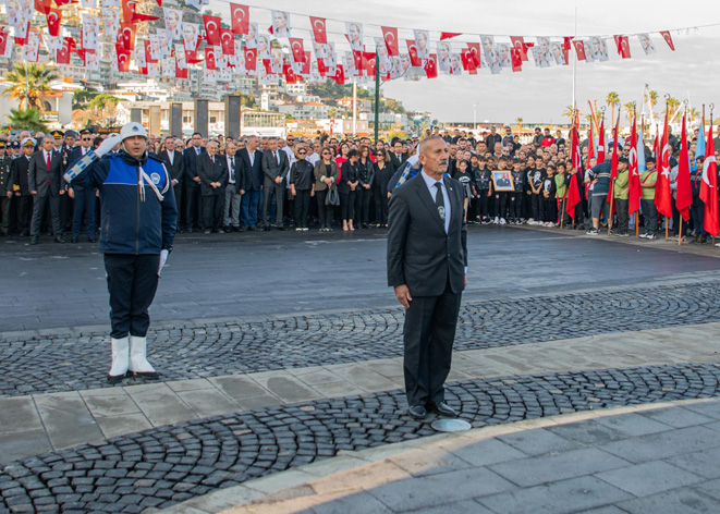 CHP’li Başkan’ın Atatürk alerjisi!