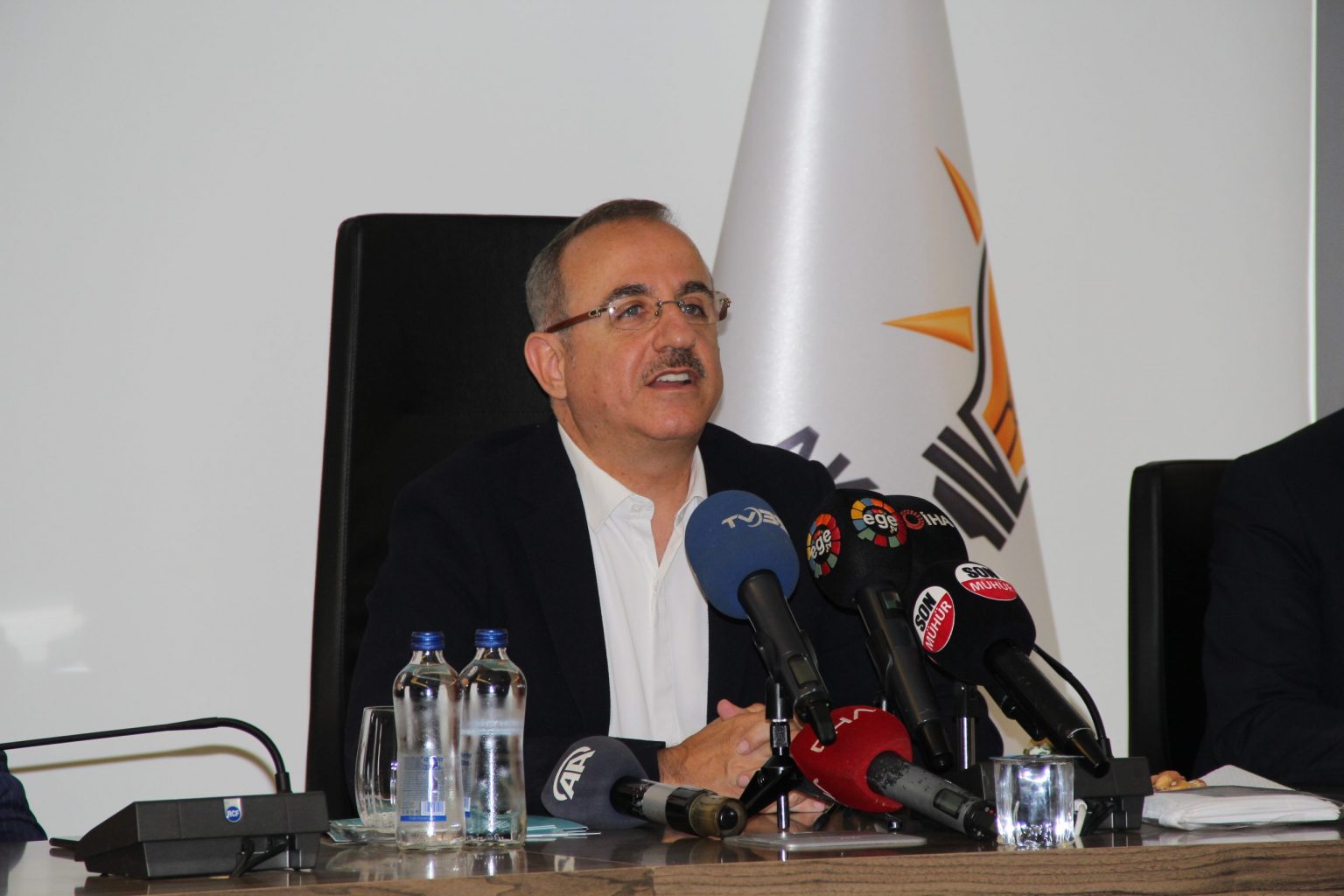 AK Parti’de Selçuk için yol haritası belirlendi