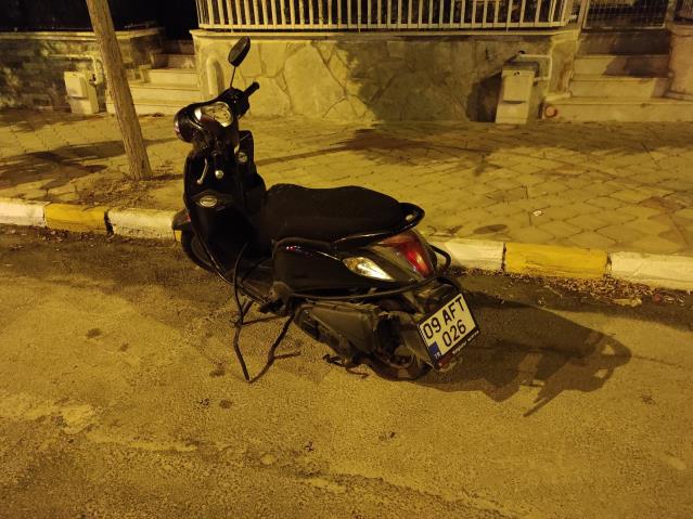 Kaza yapan kadın ambulans beklerken “kap-kaça” uğradı!