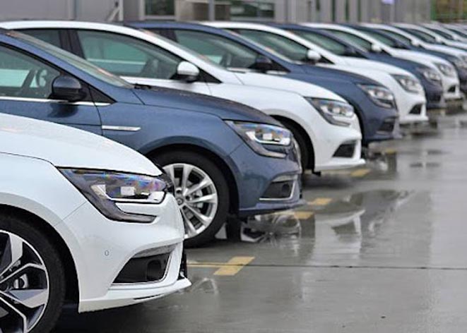 Saltanat sevdası fren tutmuyor!