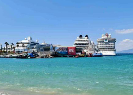 Kuşadası sezonun rekorunu kırdı