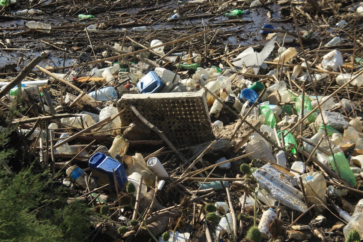 B. Menderes molozlardan temizlendi