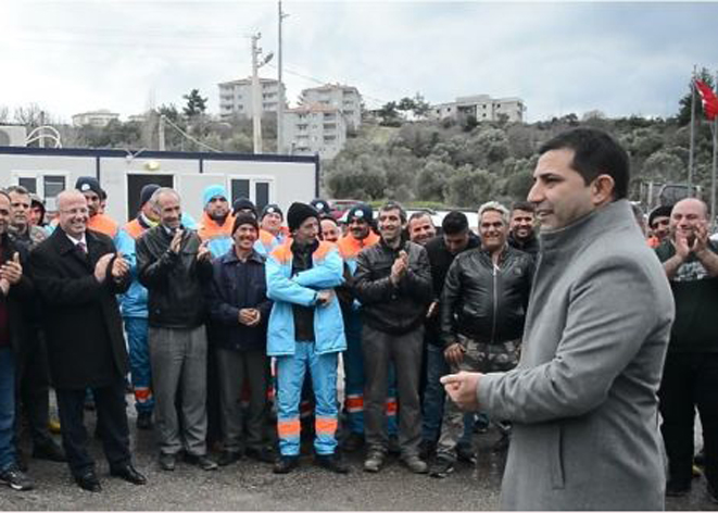 Emekçi para, Başkan kelle istedi!