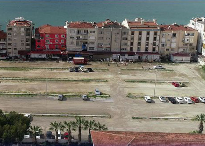 Kuşadası'nın son incisinin 30 yılını  ipotek eden ihaleye karartma!