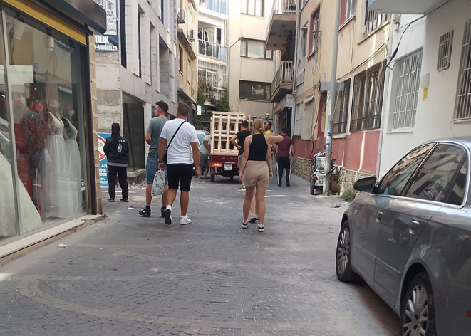 Kuşadası’nın resmen içine ettiler!