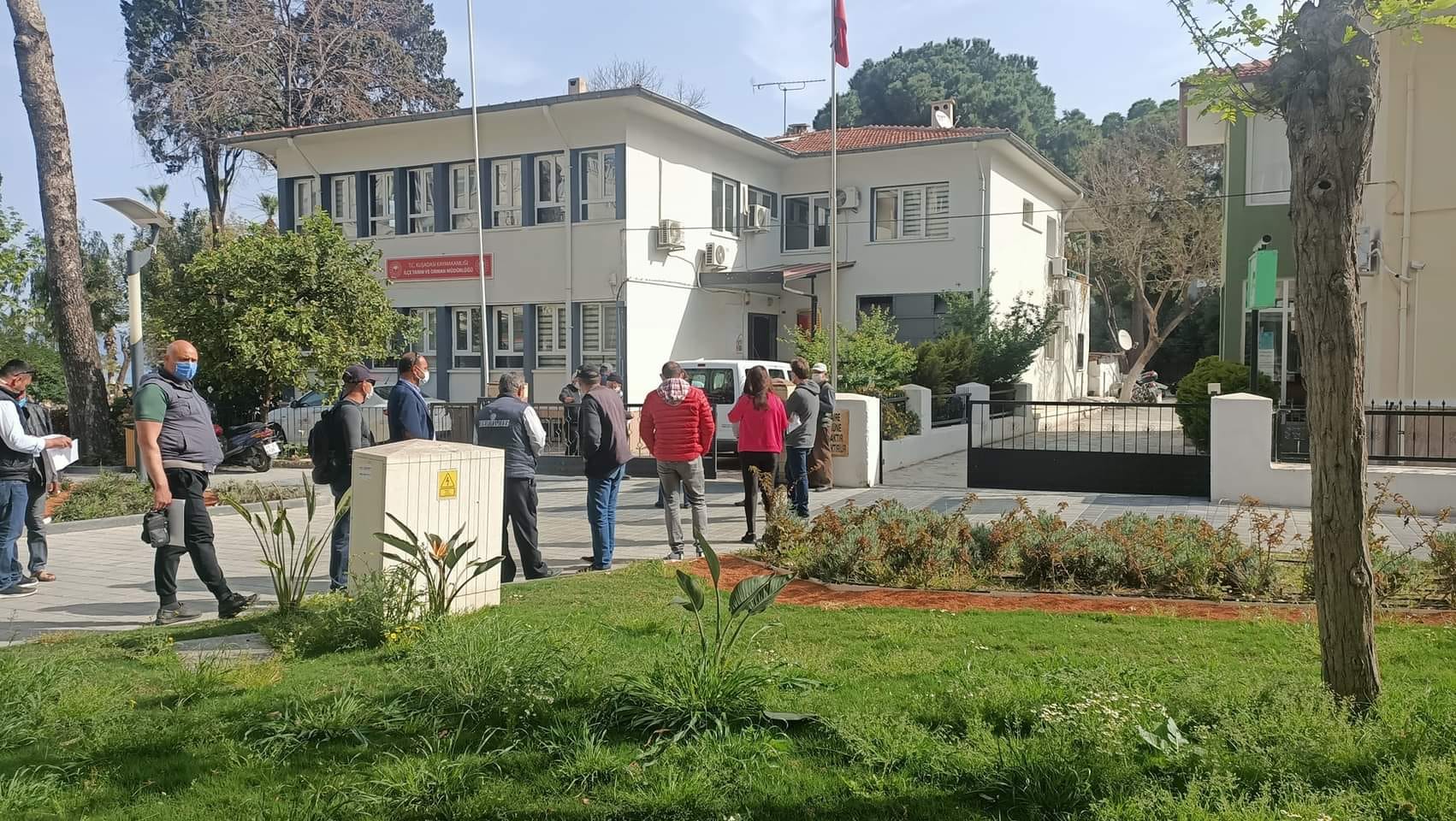 17 günlük zorunlu ev hapsinden kurtulmak isteyen çiftçi oldu!