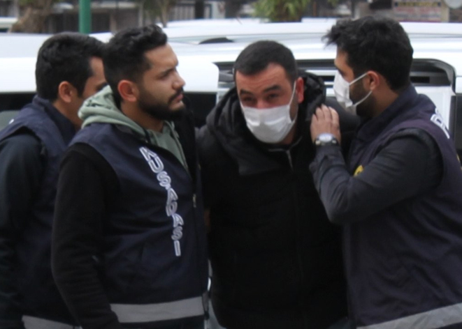 Kirli tezgah ellerinde patladı!