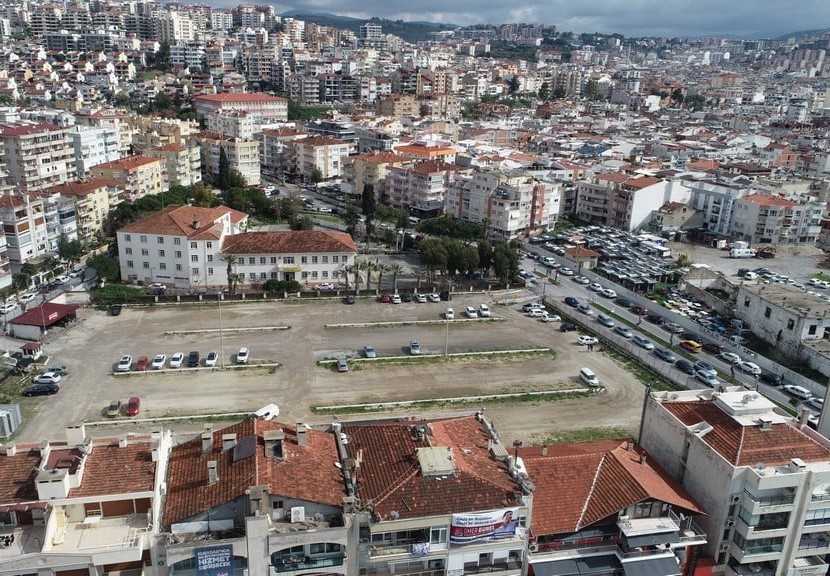 Kuşadası’nın elde kalan son  kalesi ‘rant’a kurban ediliyor