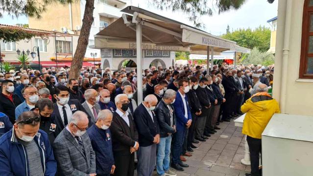 Kuşadası bir çınarını uğurladı…