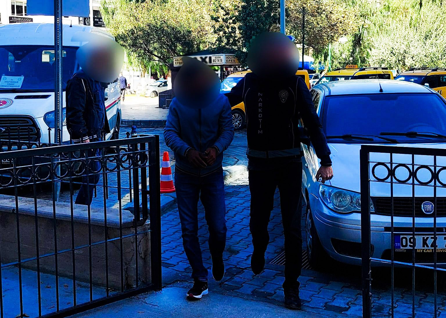 Kuşadası kapan gibi!