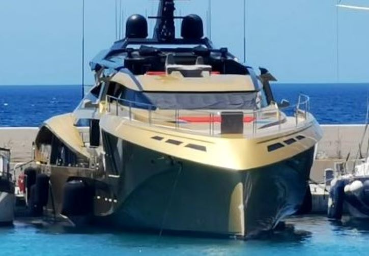 Yüzen hazine Kuşadası’nda…