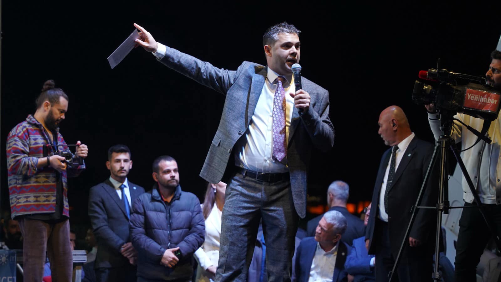 Çerçioğlu, Kuşadası prensini seçti!